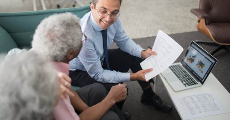 assurance responsabilité civile : découvrez nos offres d'assurance responsabilité civile pour protéger votre entreprise contre les risques financiers liés aux dommages matériels ou corporels causés à autrui.