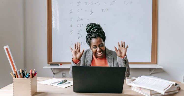 découvrez comment développer votre carrière professionnelle avec nos conseils en développement de carrière.