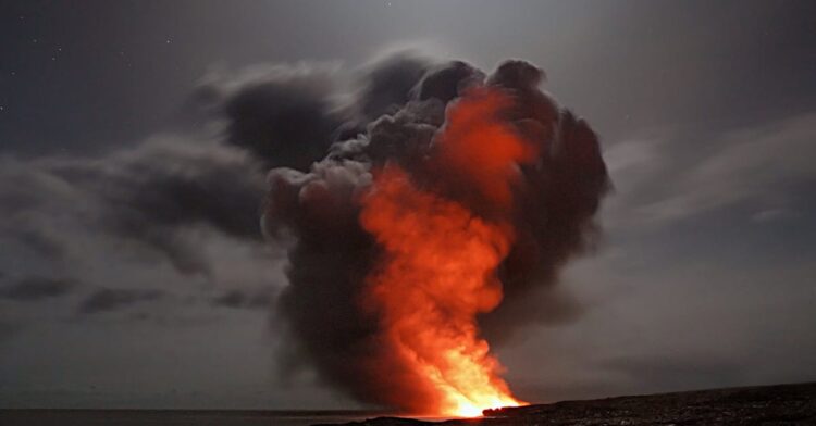 explorez le fascinant monde des volcans, leurs mécanismes, leur impact sur l’environnement et leur rôle dans la formation des paysages. découvrez les différents types de volcans et les plus célèbres d'entre eux à travers le globe.